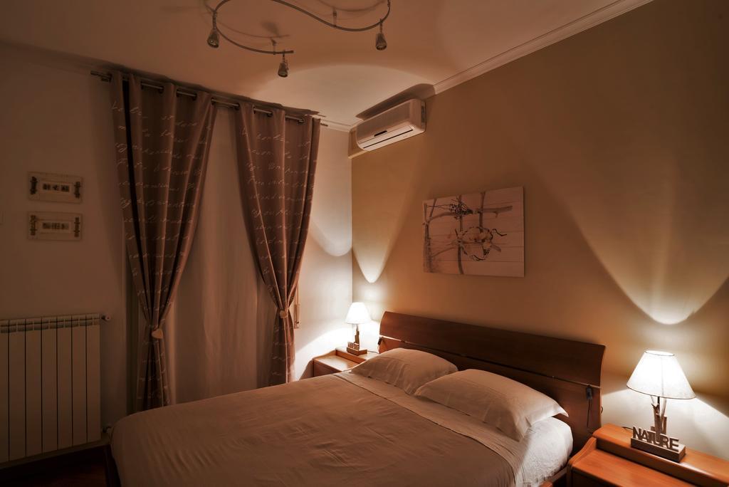 La Casa Di Emma A Trastevere Rome Bagian luar foto